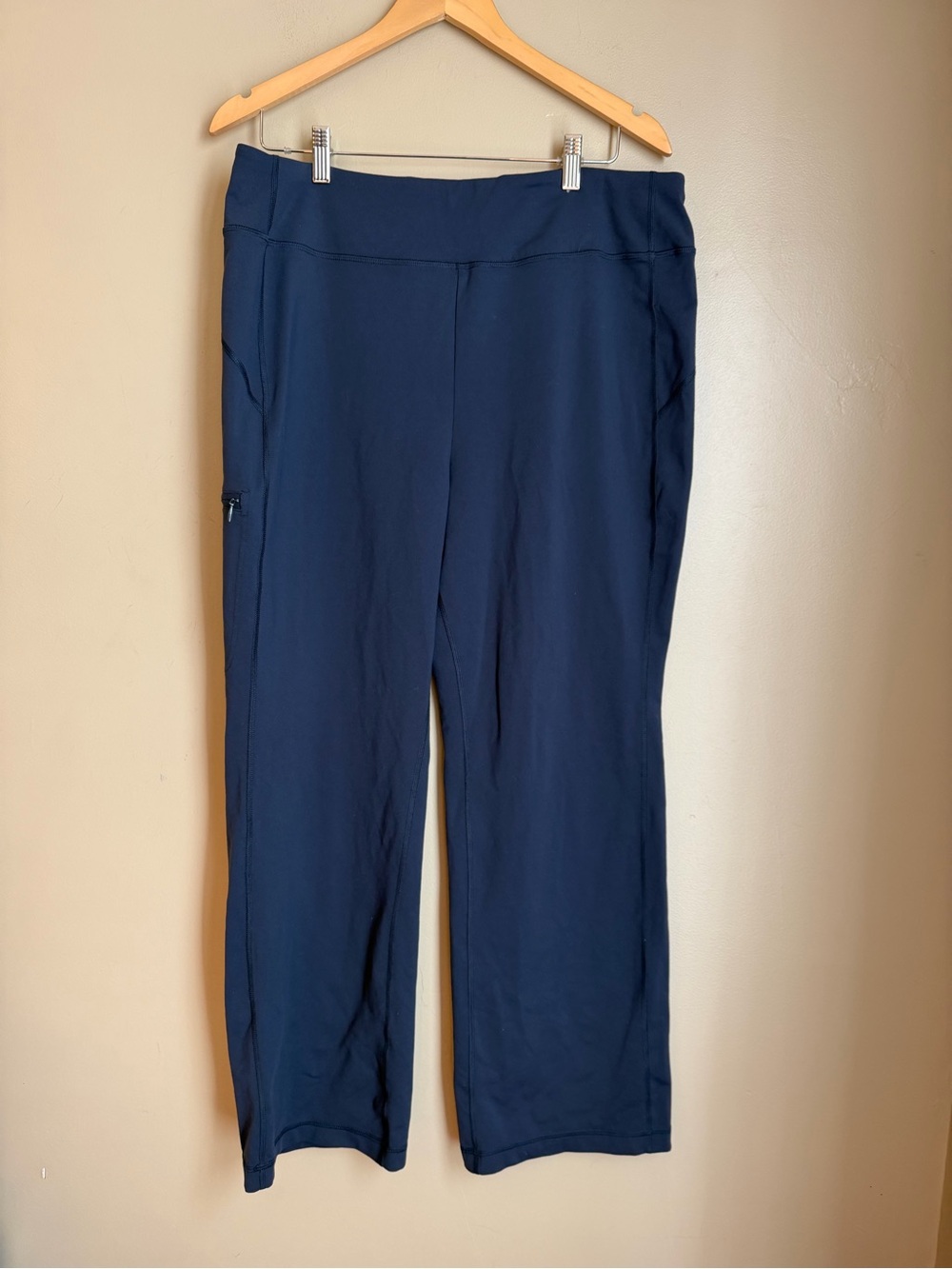 Duluth Trading Co Women's Noga Classic WideLeg Pants Size L X 29 Blue